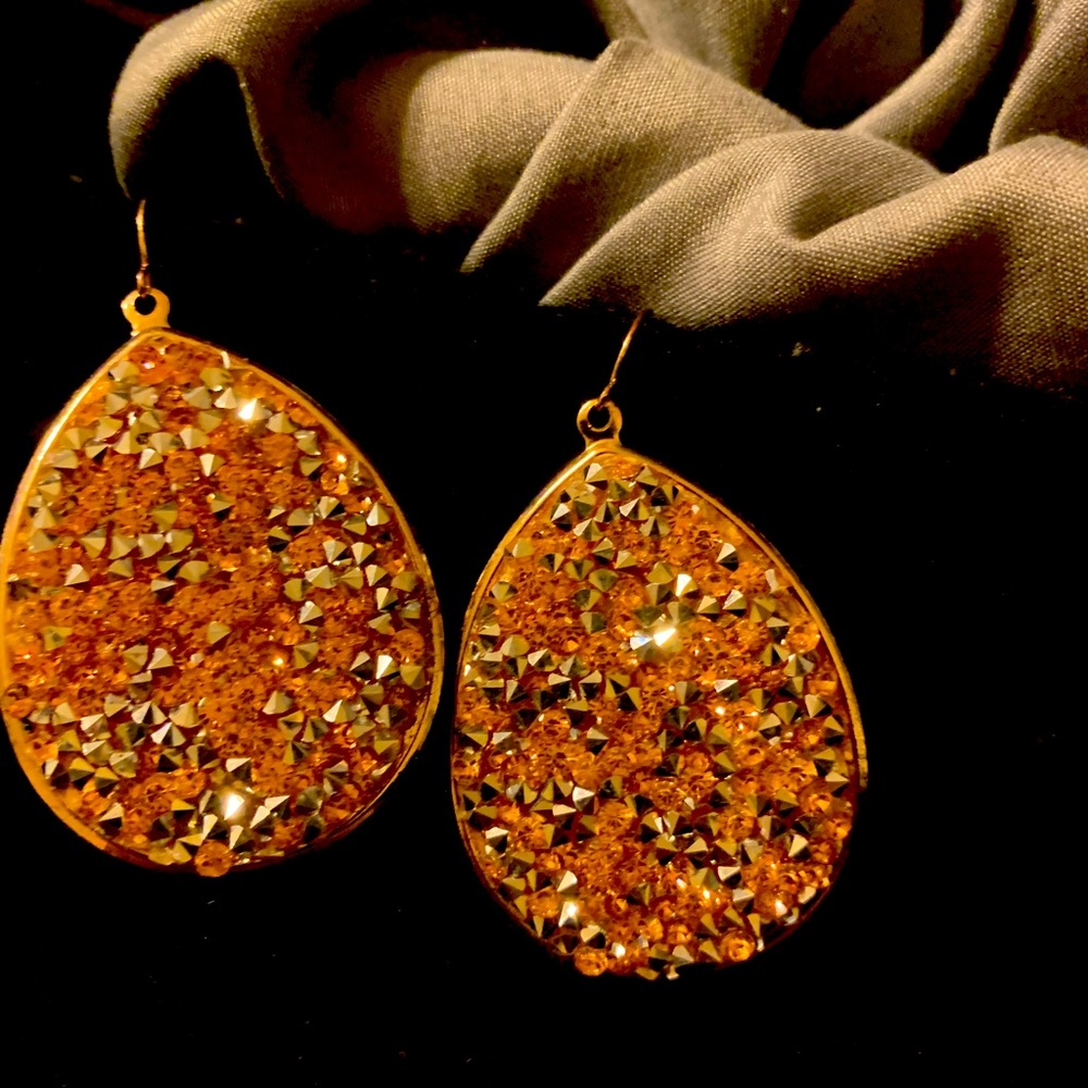 Gorgeous sparkly gold and pink earrings